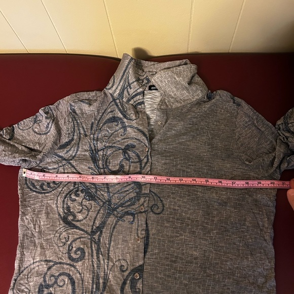 DAVID CLINE Gray Shirt with Blue Swirl Design - Picture 5 of 9